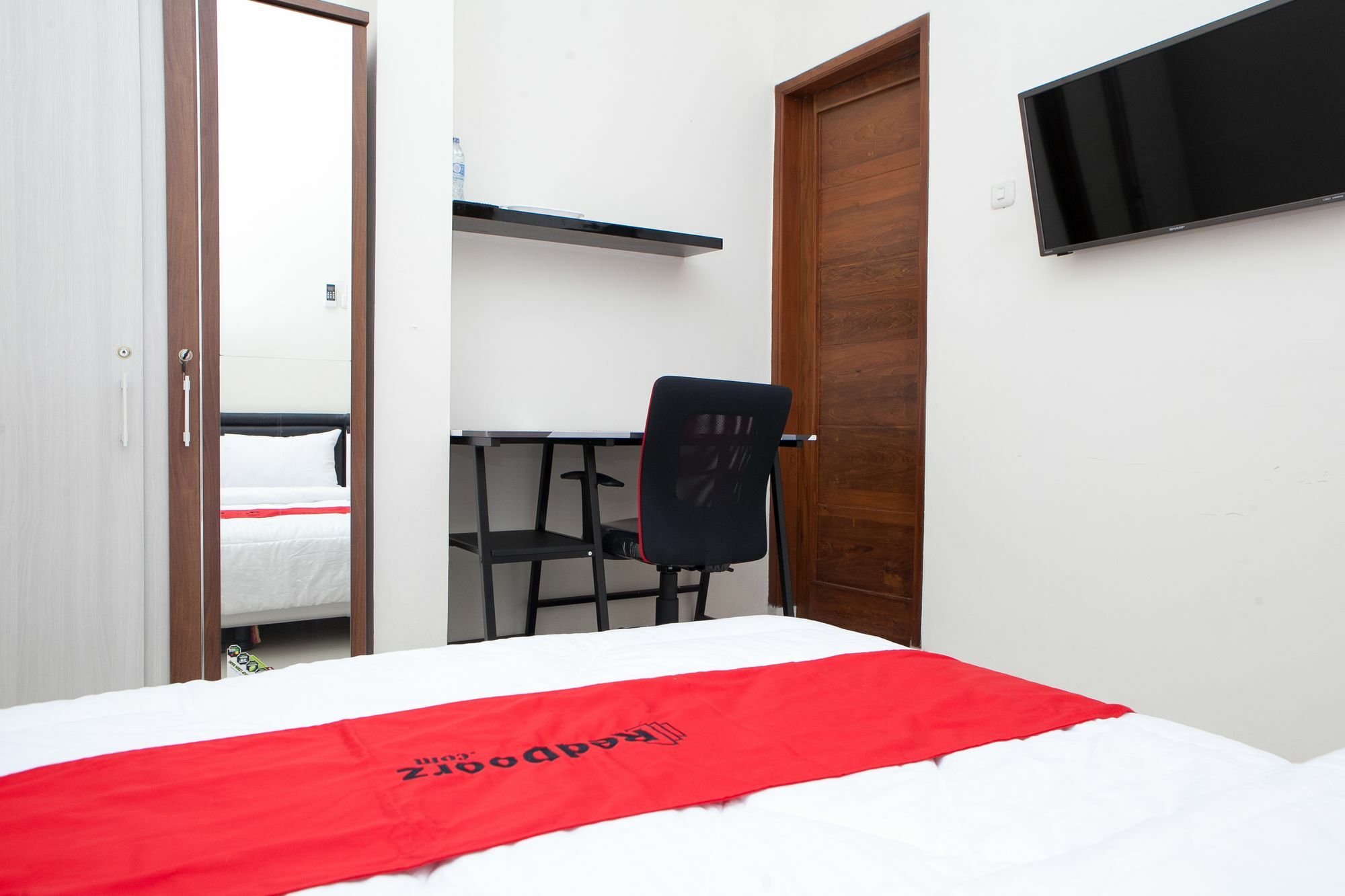 Hotel Reddoorz @ Pasir Luyu Buahbatu Bandung Exteriér fotografie